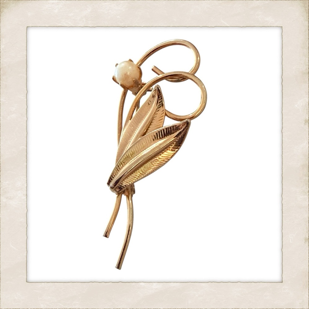 1980’s Vintage Gold Leaf Brooch with a Feminine Pearl Accent, 2.10” Tall